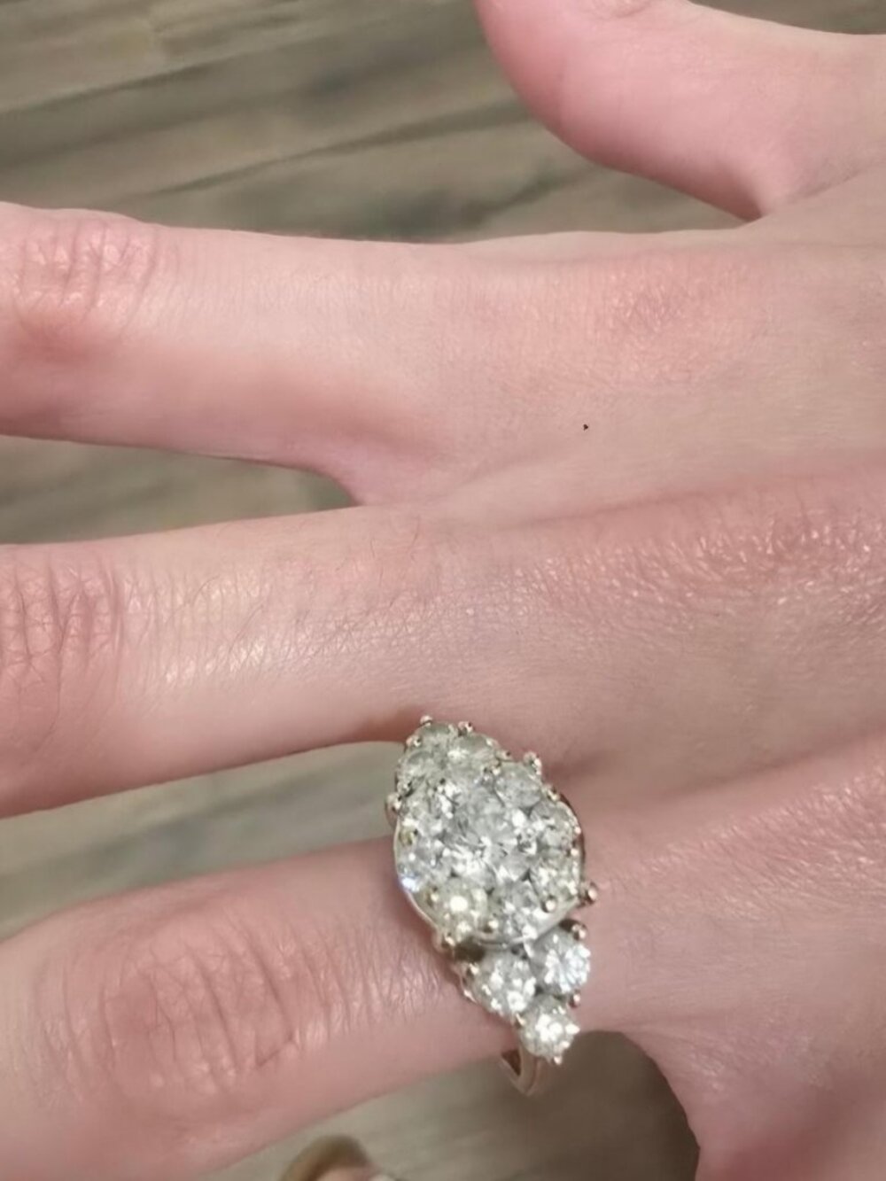 Diamond cluster ring